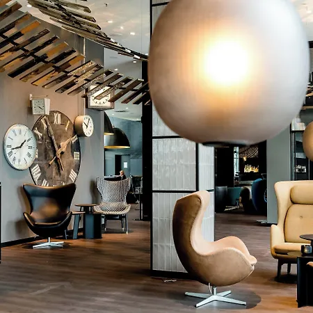 One Berlin-hauptbahnhof