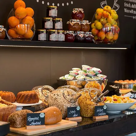 One Berlin-hauptbahnhof