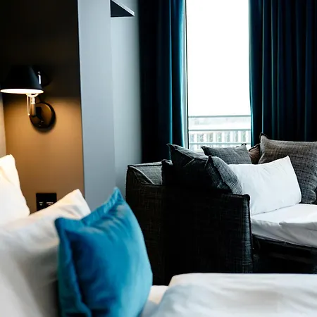 One Berlin-hauptbahnhof