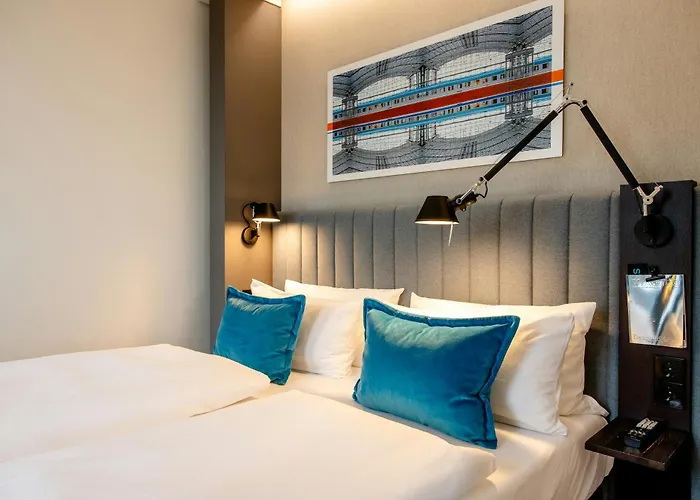 One Berlin-hauptbahnhof Szálloda 3*