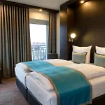 Hotel One Berlin-hauptbahnhof 3*