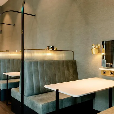 One Berlin-hauptbahnhof