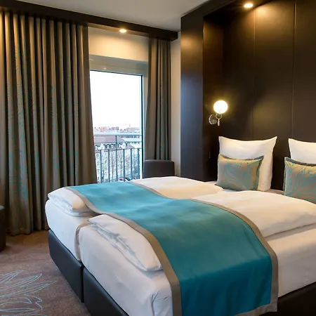 Hotell One Berlin-hauptbahnhof 3*