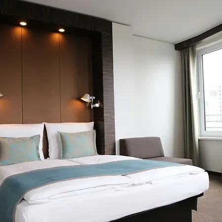 Hotell One Berlin-hauptbahnhof